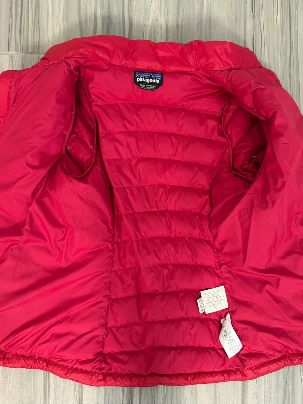 Patagonia Kids XL (14) Down Sweater Jacket Pink Magenta Full Zip Puffer